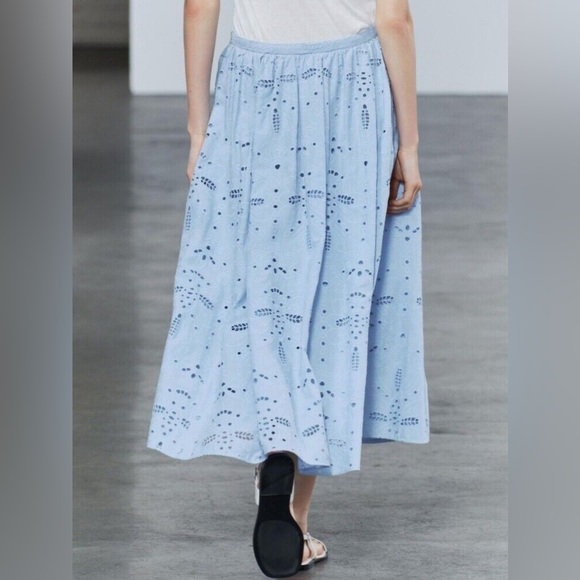 ZARA fab 100% cotton baby blue embroidered high-quality lined midi skirt🔥🔥🔥 - Picture 6 of 8